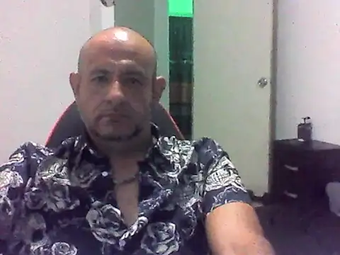 Snapshot of ElPelonDaveMx chatting on 11.01.25 ElPelonDaveMx online show from 11.01.25