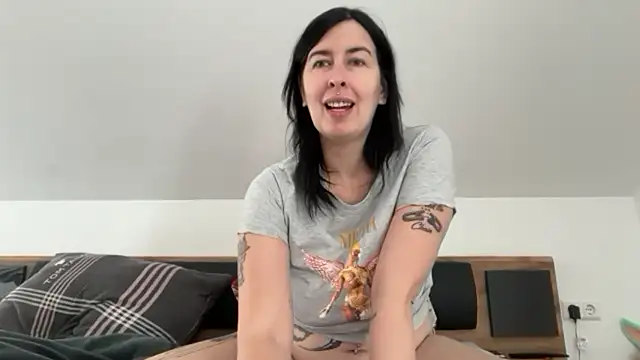 Snapshot of candismimi chatting on 09.13.25 candismimi online show from 09.13.25