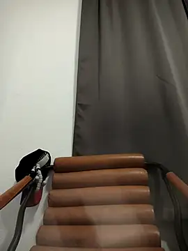 Snapshot of ernin2865 chatting on 10.31.25 ernin2865 online show from 10.31.25