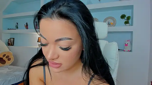 juicyjulie  online show from 10.10.25