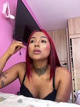 kitty moon1 online show from 10.20.25