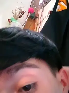 Snapshot of LUISSLEONN0958 chatting on 09.12.25 LUISSLEONN0958 online show from 09.12.25