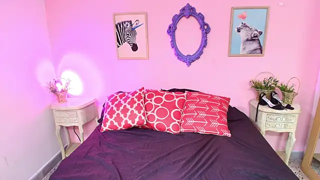 Snapshot of Nahomi_Rivera chatting on 09.22.25 Nahomi Rivera online show from 09.22.25