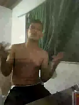 Snapshot of delesteli chatting on 10.17.25 delesteli online show from 10.17.25