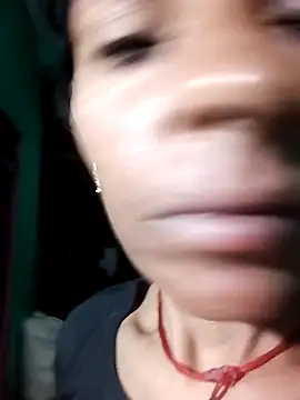 Snapshot of Suhana_pandit chatting on 10.08.25 Suhana pandit online show from 10.08.25