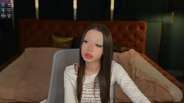 Snapshot of Naomi_054 chatting on 10.03.25 Naomi 054 online show from 10.03.25