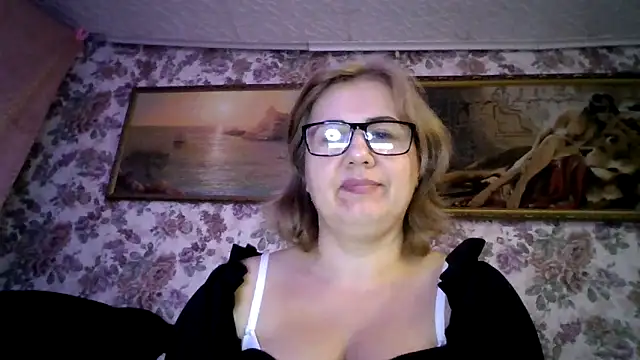 Snapshot of LustyyX chatting on 09.12.25 LustyyX online show from 09.12.25