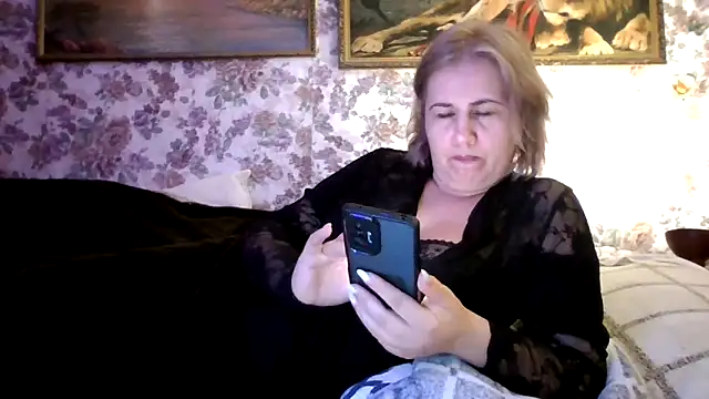 Snapshot of LustyyX chatting on 09.17.25 LustyyX online show from 09.17.25