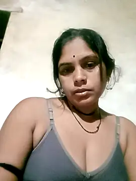 Snapshot of Chanchal_ji chatting on 10.12.25 Chanchal ji online show from 10.12.25