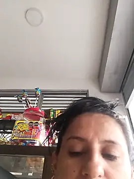 Snapshot of Titiss8921 chatting on 09.12.25 Titiss8921 online show from 09.12.25