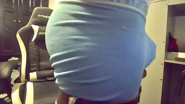 Snapshot of Robbin_Bnks chatting on 09.12.25 Robbin Bnks online show from 09.12.25