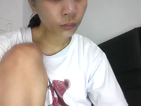 ivyloving4you online show from 10.21.25