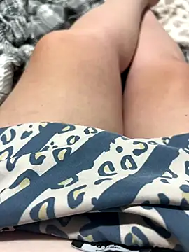 Snapshot of feetwithlottielou chatting on 09.29.25 feetwithlottielou online show from 09.29.25