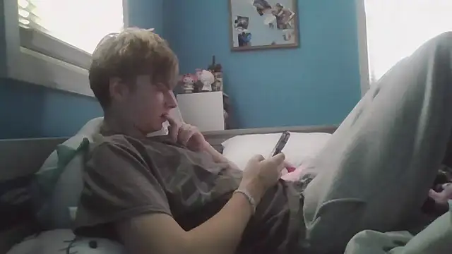 Snapshot of Liam_axel35 chatting on 11.02.25 Liam axel35 online show from 11.02.25