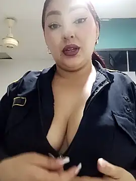 Snapshot of Victoriia-69 chatting on 09.11.25 Victoriia-69 online show from 09.11.25