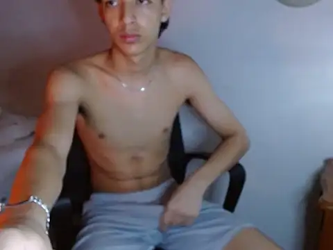 Snapshot of Xtremeplay_18 chatting on 09.27.25 Xtremeplay 18 online show from 09.27.25