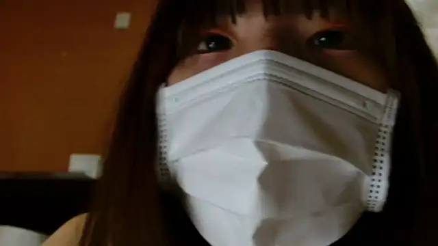 natsumiii online show from 10.11.25