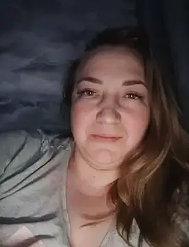 Snapshot of Kiss_Eva chatting on 01.18.25 Kiss Eva online show from 01.18.25