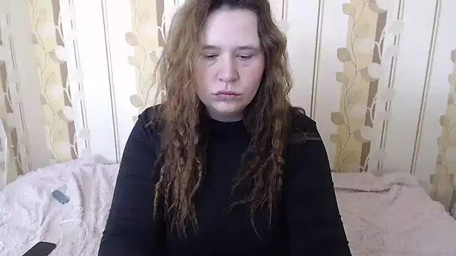 Snapshot of AdelinaLawson chatting on 02.26.25 AdelinaLawson online show from 02.26.25