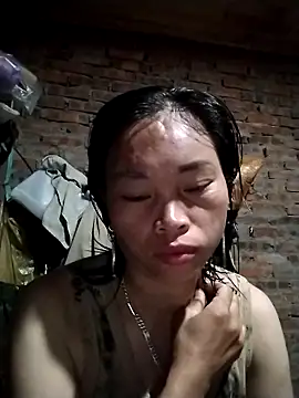 Snapshot of __Ngoc20__ chatting on 10.31.25 Ngoc20 online show from 10.31.25