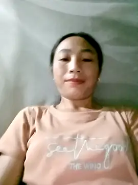 Snapshot of lucybaby00 chatting on 10.08.25 lucybaby00 online show from 10.08.25