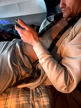 Snapshot of handyman7766 chatting on 11.15.25 handyman7766 online show from 11.15.25