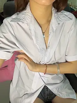 Snapshot of Meo-210123 chatting on 09.29.25 Meo-210123 online show from 09.29.25