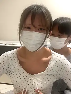 Snapshot of reon_reonreon chatting on 11.11.25 reon reonreon online show from 11.11.25