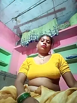 Snapshot of sanjna_sharmaa chatting on 09.08.25 sanjna sharmaa online show from 09.08.25