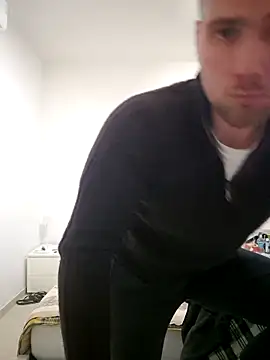 mrlyuis online show from 11.18.25