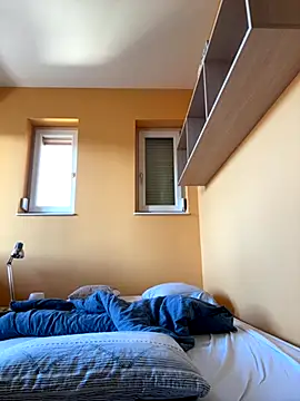 Snapshot of Raveman chatting on 10.25.25 Raveman online show from 10.25.25