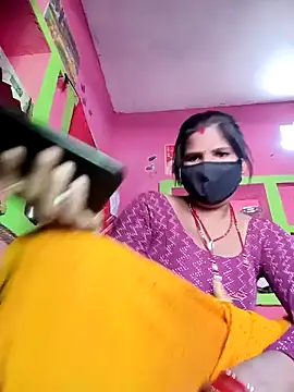 Snapshot of Punam_thakurr chatting on 11.07.25 Punam thakurr online show from 11.07.25