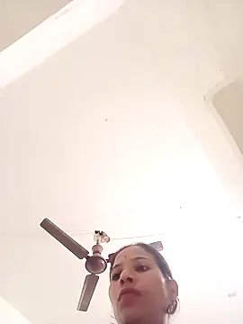 Snapshot of Rubi_sarma chatting on 10.12.25 Rubi sarma online show from 10.12.25