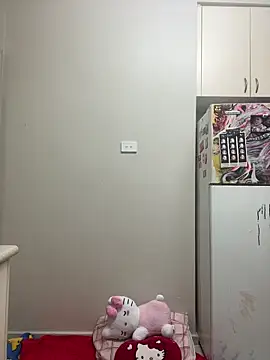 Snapshot of spankmykittyhehe chatting on 09.29.25 spankmykittyhehe online show from 09.29.25