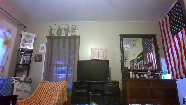 Bored Grandma online show from 10.12.25