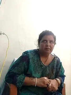 Snapshot of Jann_Riya333 chatting on 09.11.25 Jann Riya333 online show from 09.11.25