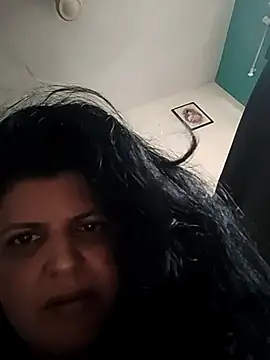 Snapshot of Jann_Riya333 chatting on 09.12.25 Jann Riya333 online show from 09.12.25