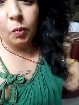 Snapshot of Jann_Riya333 chatting on 09.25.25 Jann Riya333 online show from 09.25.25