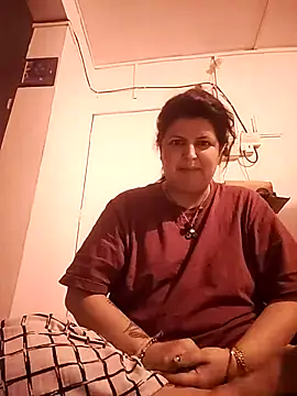 Snapshot of Jann_Riya333 chatting on 10.04.25 Jann Riya333 online show from 10.04.25