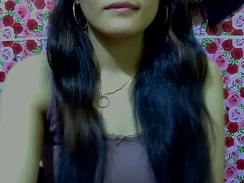 Snapshot of Amira90 chatting on 09.19.25 Amira90 online show from 09.19.25