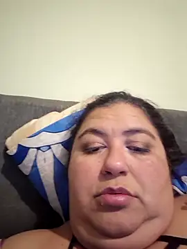 Snapshot of curvy_diva_ chatting on 10.04.25 curvy diva online show from 10.04.25