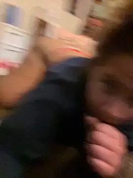 Snapshot of StylishEchium chatting on 10.27.25 StylishEchium online show from 10.27.25