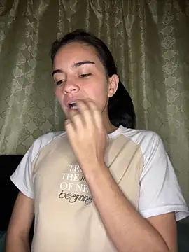 Snapshot of blinkiii_ chatting on 09.27.25 blinkiii  online show from 09.27.25