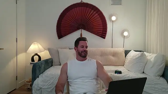 Snapshot of rickycreme chatting on 09.26.25 rickycreme online show from 09.26.25