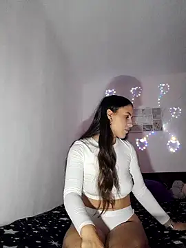SweetViky online show from 10.08.25