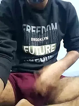 Snapshot of YourTarzan chatting on 10.28.25 YourTarzan online show from 10.28.25