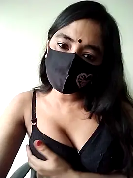 Snapshot of Puja-Rane chatting on 09.11.25 Puja-Rane online show from 09.11.25