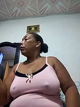 Snapshot of Naomi-Mature chatting on 09.19.25 Naomi-Mature online show from 09.19.25