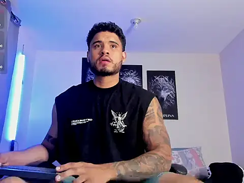 Austin torres  online show from 10.20.25