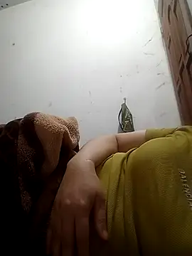 Snapshot of Dam-Lissa chatting on 10.16.25 Dam-Lissa online show from 10.16.25